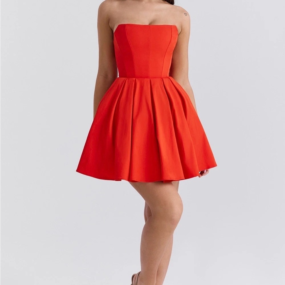House of CB Emmanuela Sz L NWOT